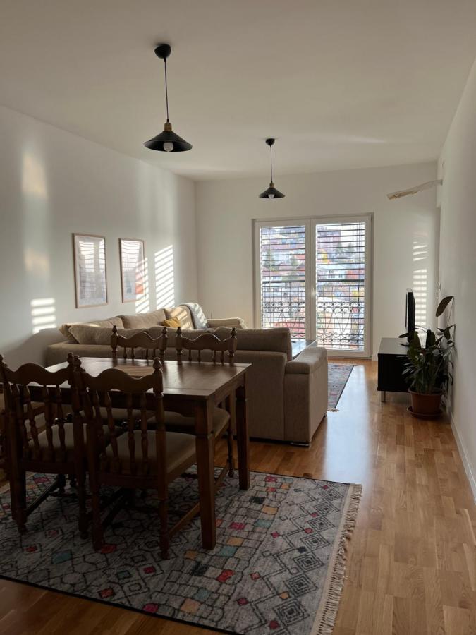 Central Luxury Apartment Pristina Buitenkant foto
