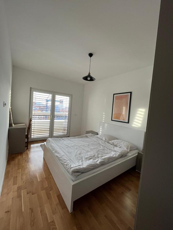 Central Luxury Apartment Pristina Buitenkant foto