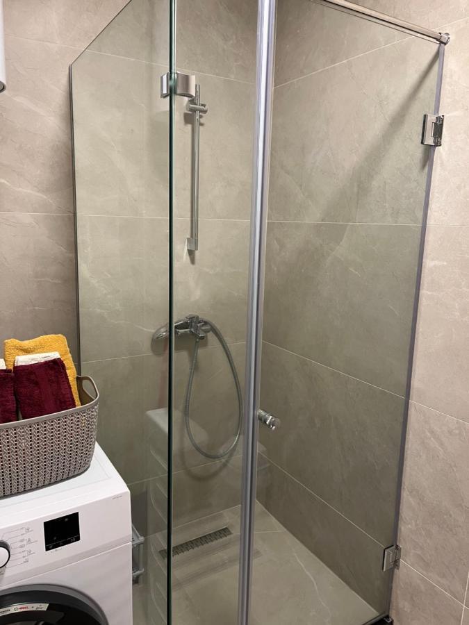 Central Luxury Apartment Pristina Buitenkant foto